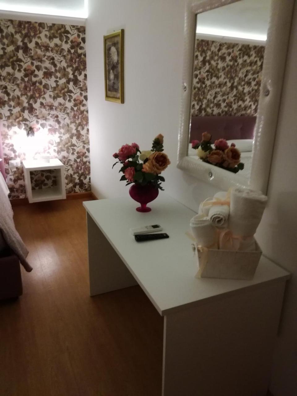 Bed & Breakfast Abatjour - Ambiente Sanificato - Antilegionella Assolto 3*