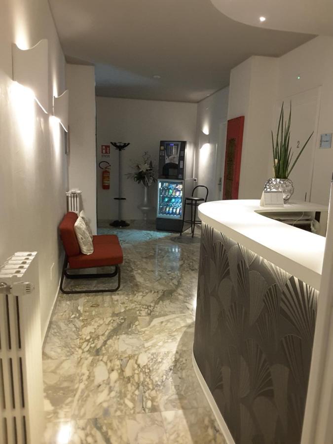 Abatjour - Ambiente Sanificato - Antilegionella Assolto Bed & Breakfast 3*