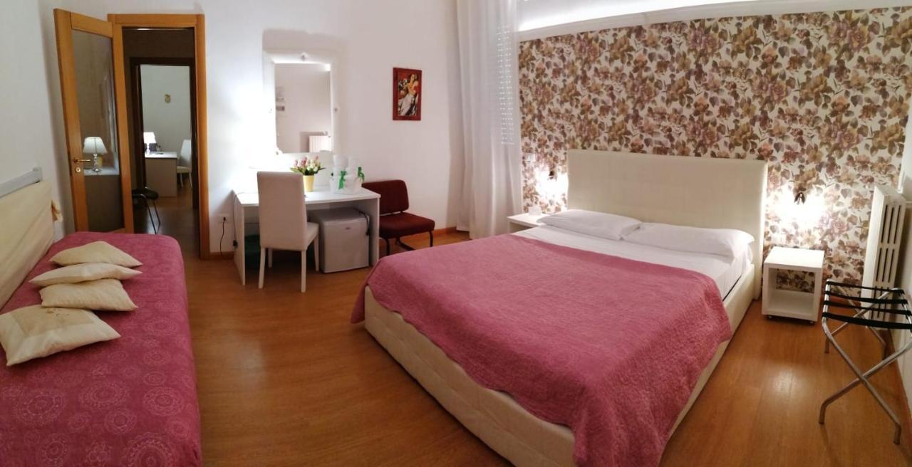 Abatjour - Ambiente Sanificato - Antilegionella Assolto Bed & Breakfast